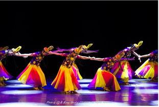 成人业余吹笛视频,业余笛手吹奏技艺展示