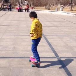 成人滑板怎么掉头视频,一招学会成人滑板掉头技巧